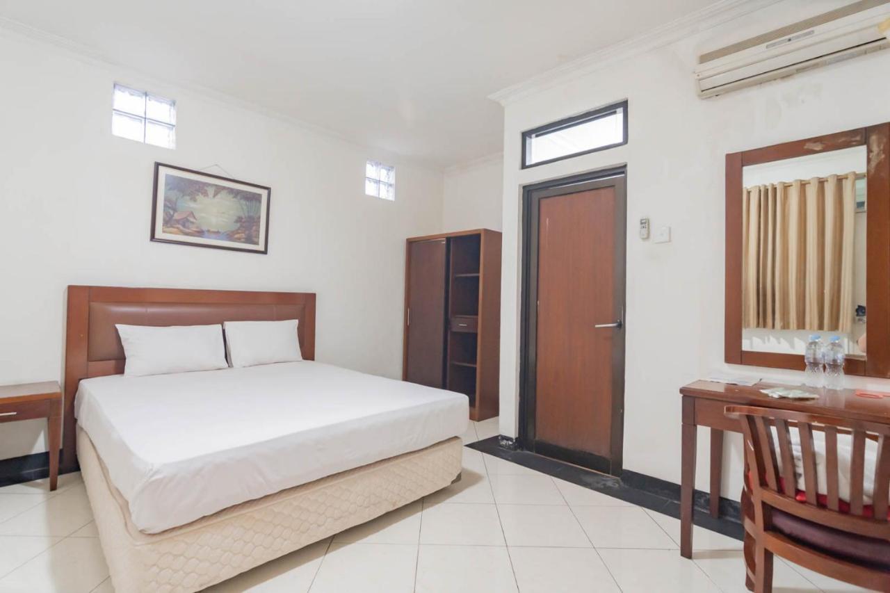 Reddoorz Plus At Buah Batu Bandung Exterior photo