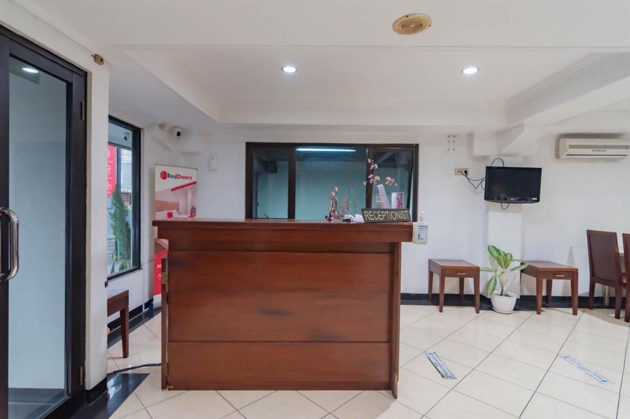 Reddoorz Plus At Buah Batu Bandung Exterior photo