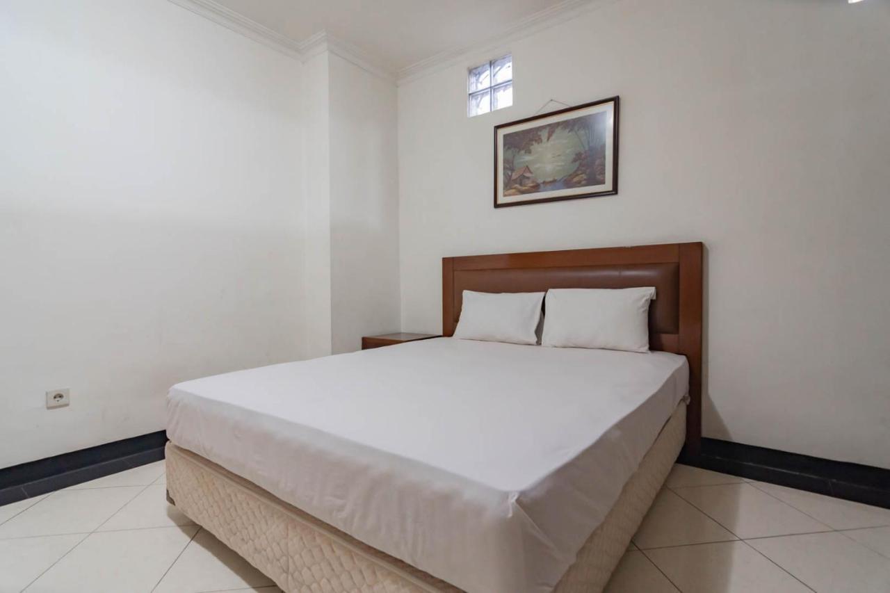Reddoorz Plus At Buah Batu Bandung Exterior photo