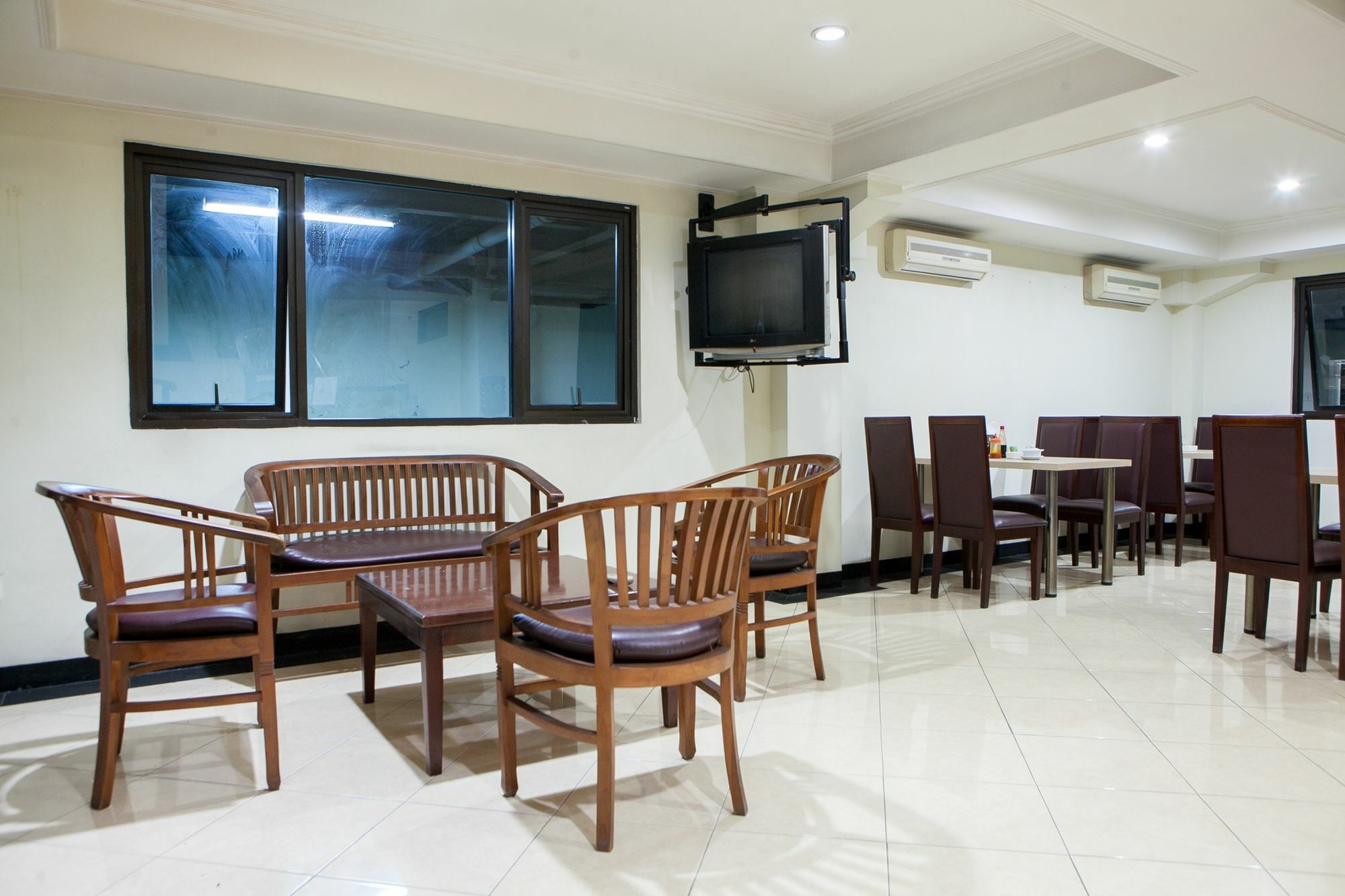 Reddoorz Plus At Buah Batu Bandung Exterior photo
